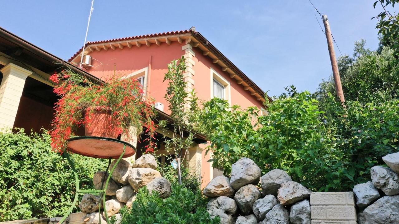 George'S Sweet N' Cozy Maisonette In Ipsos Corfu Exteriér fotografie